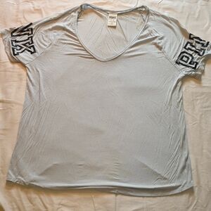PINK Victoria's Secret Light Gray V-Neck Tee